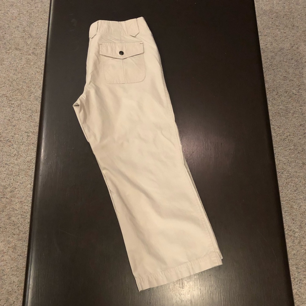 Eddie Bauer Vashon Fit Tan Cropped Khakis Size 8